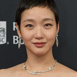 김고은