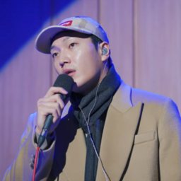 김필