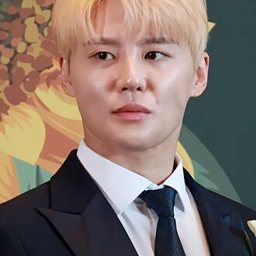 나비(가수)