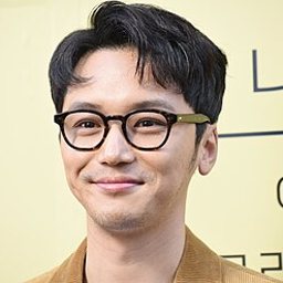 변요한
