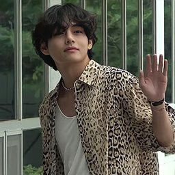 뷔