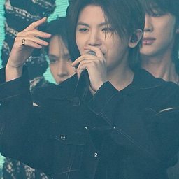 우지