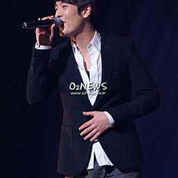 이수(가수)