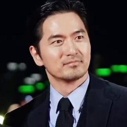 이진욱