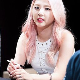 전지우