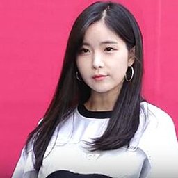 조현영