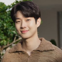 최우식