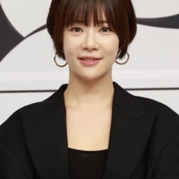 황정음